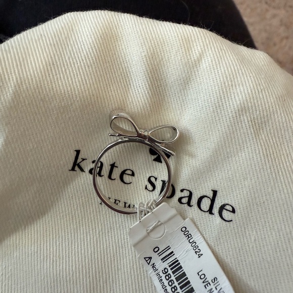 Kate Spade Silver Bow Ring size 8 - Picture 1 of 3